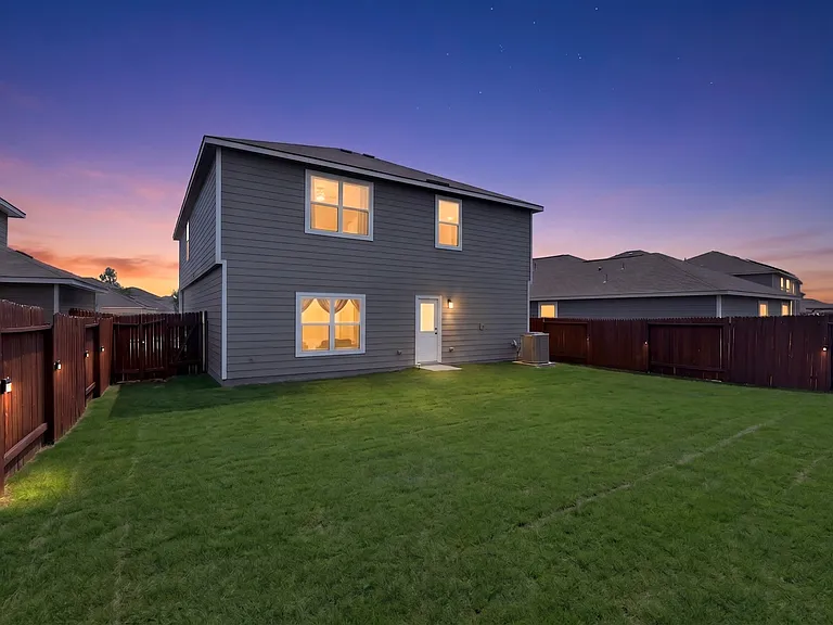 11914 Latour Valley — Photo 39