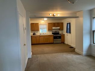 207 Calhoun St, Morris, IL 60450