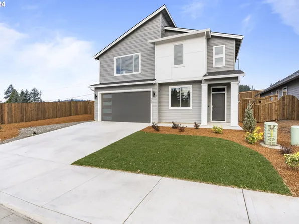 745 W 10th St, La Center, WA 98629