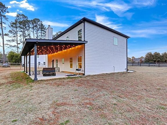 4th image of 403 Corinth Church Rd