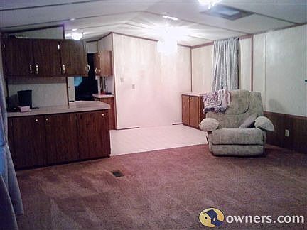 living rm & dinning & part of kitchen
