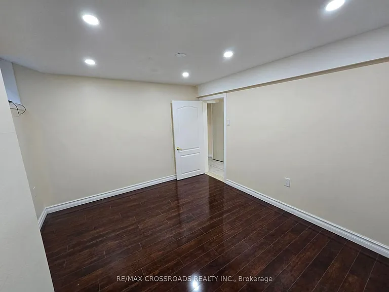 34 Sonley Dr — Photo 12