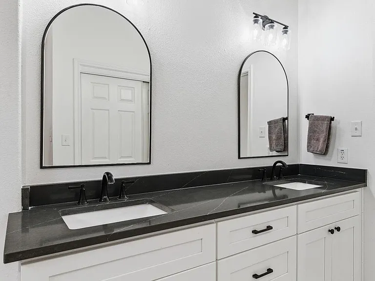23 Cedar Chase Pl — Photo 21