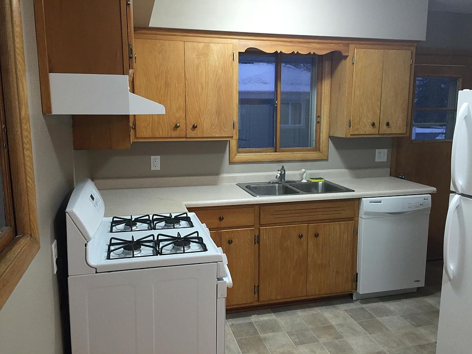 2nd image of 5510 Vera Cruz Ave N