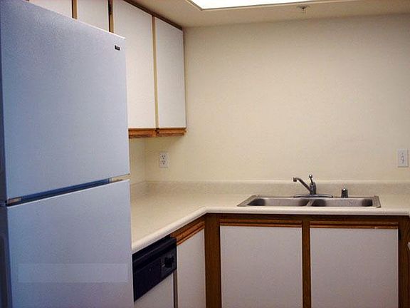 2nd image of 1036 37th St SE APT B