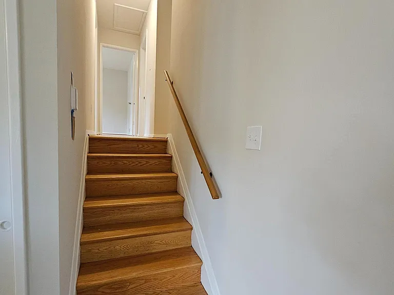 7606 Gresham St — Photo 15