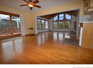 65 Wylie School Rd, Voluntown, CT 06384