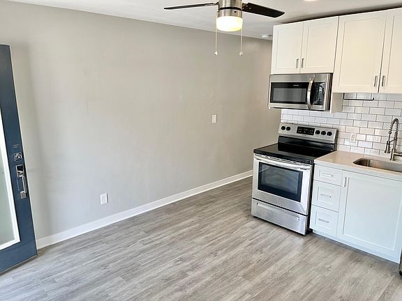 5th image of 2617 E Campbell Ave #11