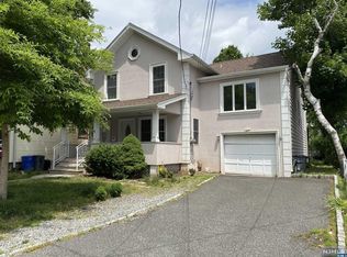78 Gordon St, Ridgefield Park, NJ 07660