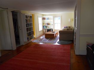 19 Middle St, Amherst, NH 03031