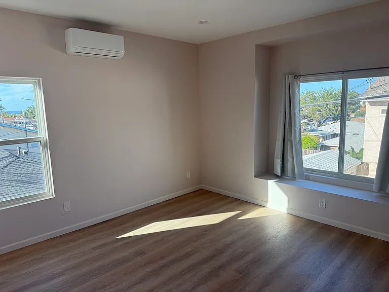 Primary bedroom with en-suite bathroom