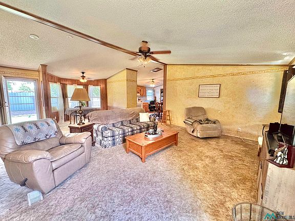 4th image of 106 S La Huerta Cir