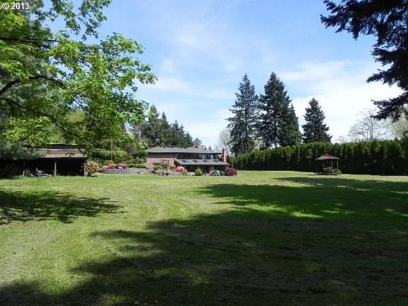 5th image of 6815 NE 70th St