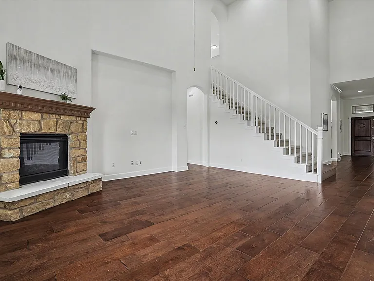 213 Southern Cross Dr — Photo 22
