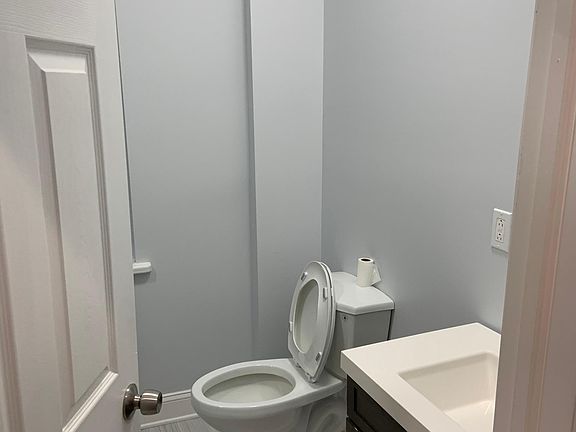 2nd image of 4133 W Girard Ave Floor 1