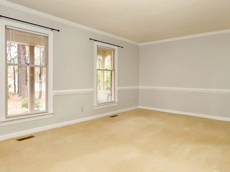 227 Aspen Blvd — Photo 6