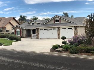 35637 Sleepy Hollow Rd, Yucaipa, CA 92399