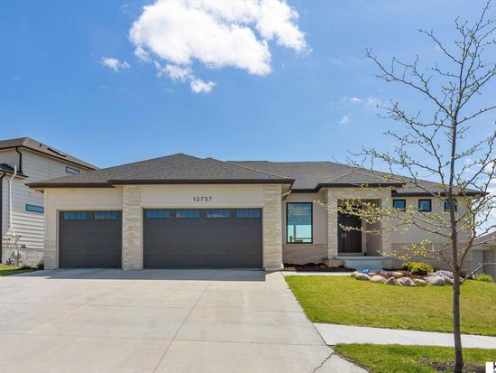 12757 Mormon St, Omaha, NE 68142
