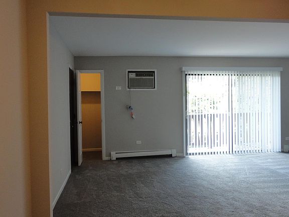 2nd image of 1110 Chalet Dr APT 202