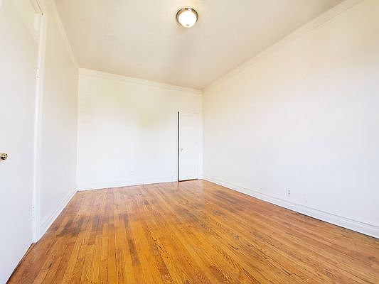 4th image of 91 Halsey St #E2