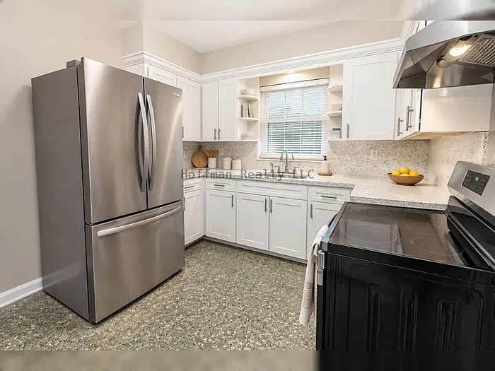 3 bed, 2.0 bath, 1573 sqft, $2,500 — Photo 4