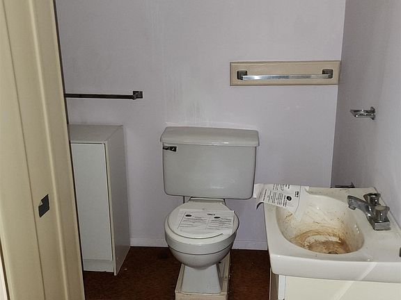 14th image of this home