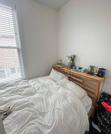 5th image of 2037 N Tripp Ave