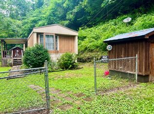 288 Lick Creek Rd, Lick Creek, KY 41540