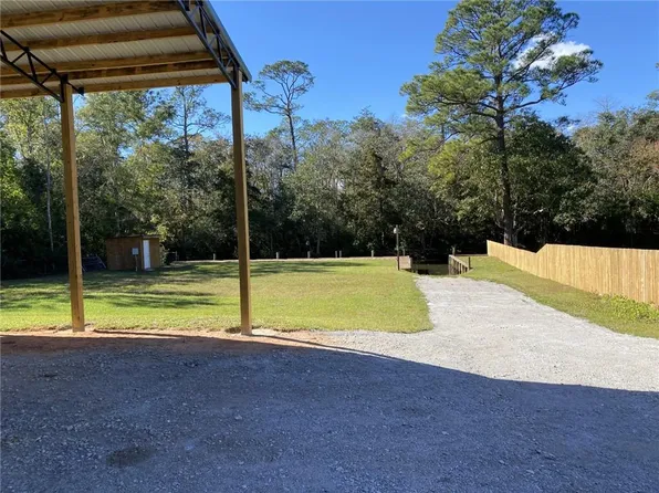 11046 Canal Dr, Theodore, AL 36582