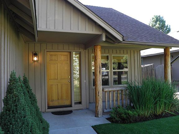 2nd image of 61228 Bighorn Ct