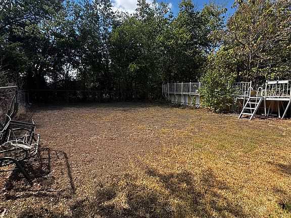 4th image of 500 Hosack St
