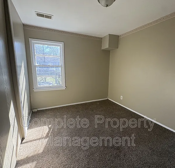 1408 16th St SW — Photo 7