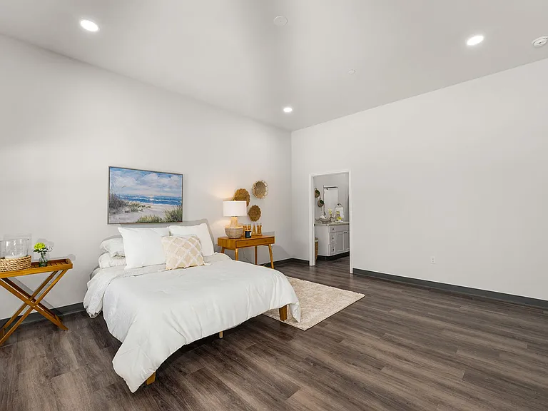 Paradise Oaks Luxury Senior Living — Photo 5