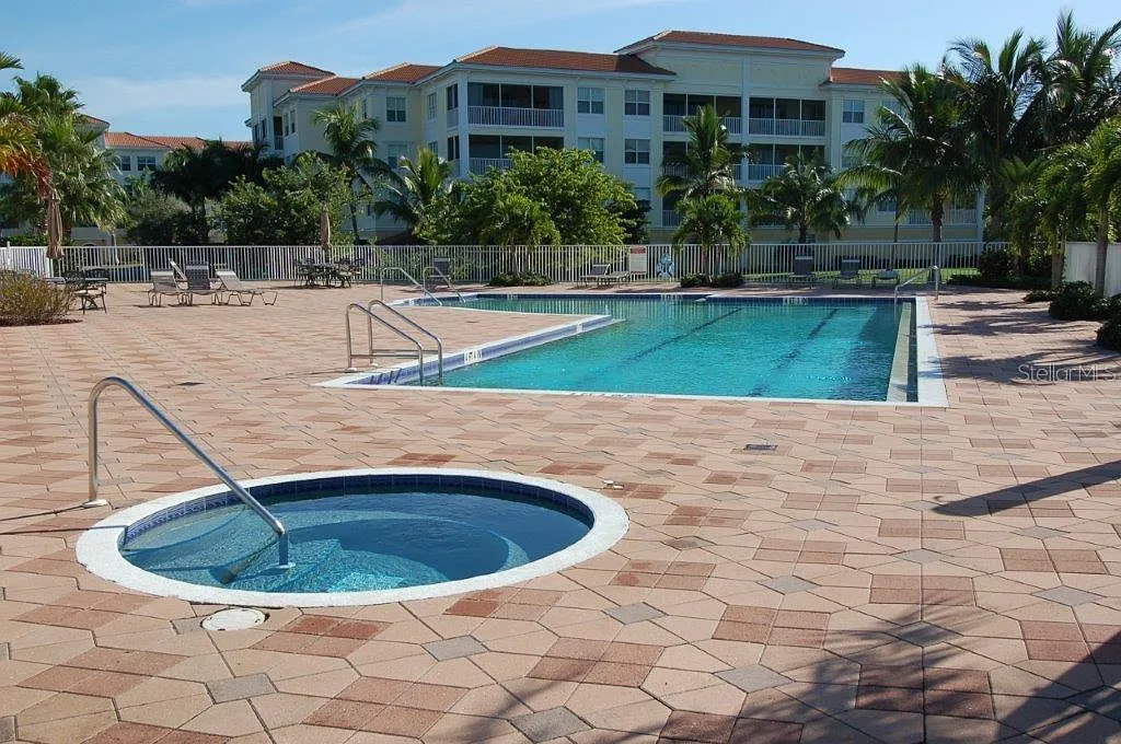 2 bed, 2.0 bath, 1351 sqft, $3,800 — Photo 1