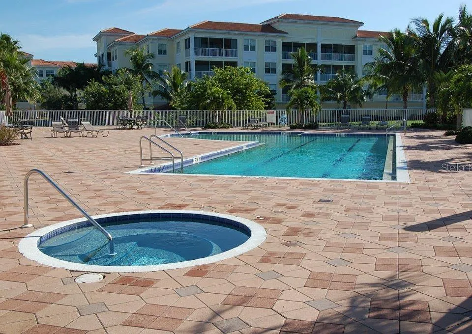 255 W End Dr #4302