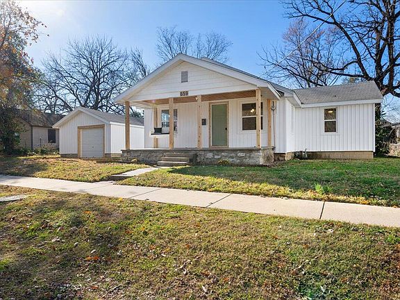 2nd image of 659 N Lafontaine Avenue