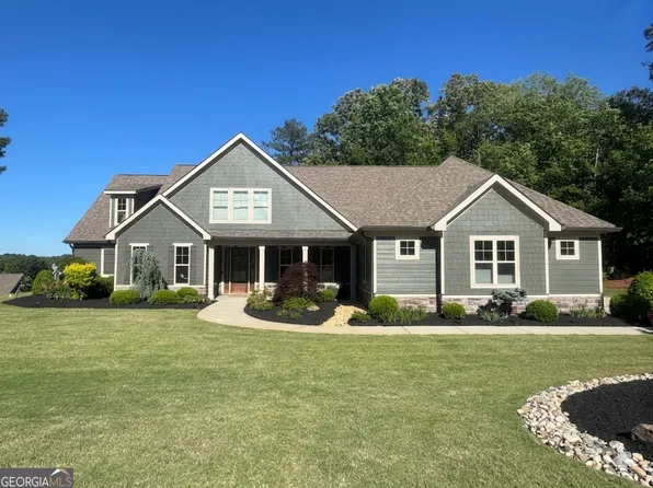 245 Discovery Lake Dr, Fayetteville, GA 30215