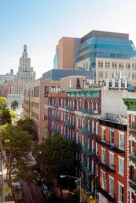 Rented by Compass | media 36