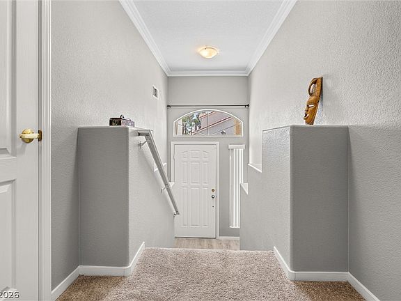 2nd image of 5978 Greenery View Ln