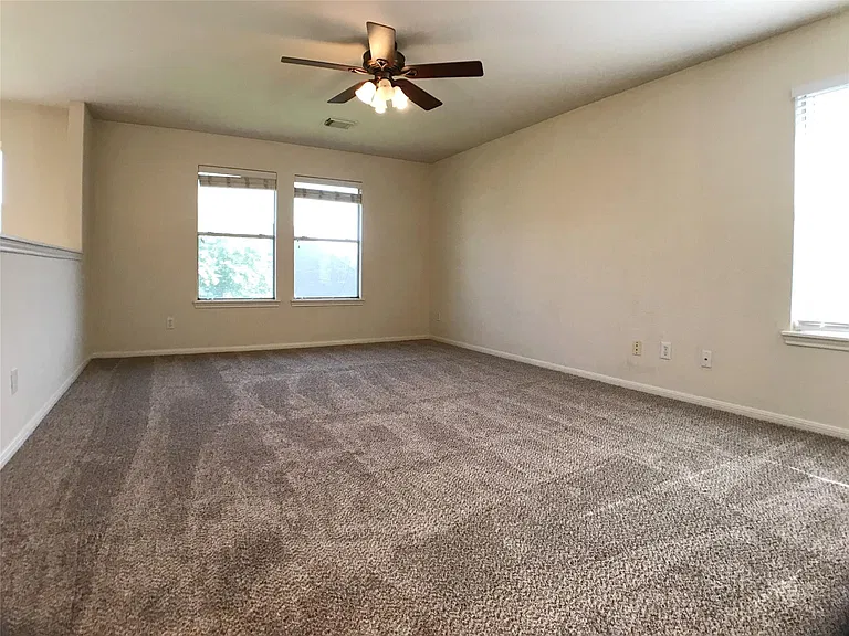 6323 Sunset Cove Ln — Photo 19
