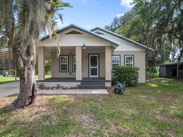 162 E Academy St, Ludowici, GA 31316