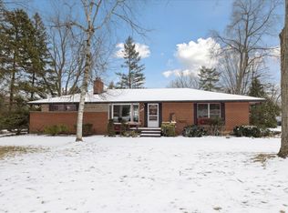 28397 Thorny Brae Rd, Farmington Hills, MI 48331