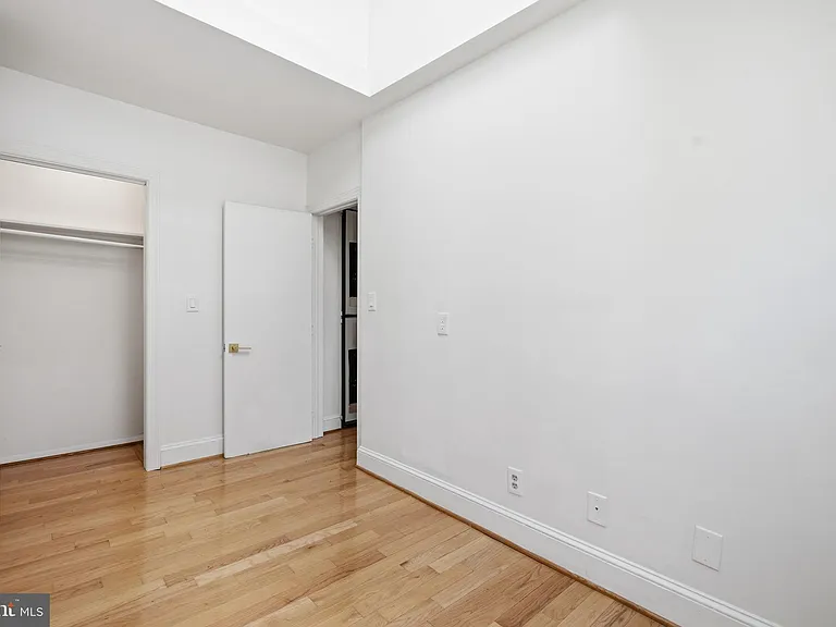 708 I St SE #A — Photo 18