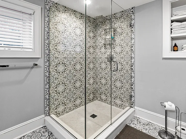 Meadowgrass Ln — Photo 26