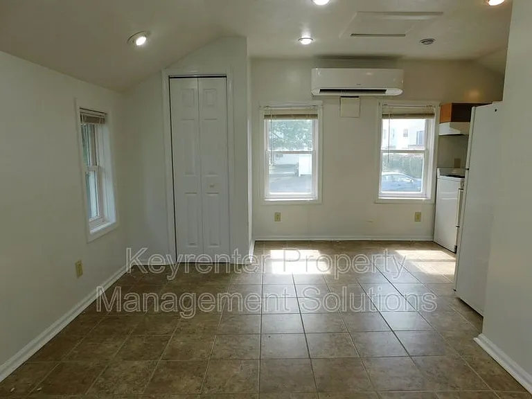 404 Cherry Ave #C — Photo 15