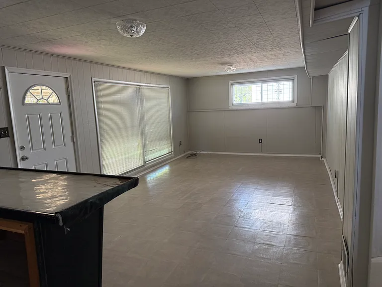 6221 Addison Rd — Photo 11