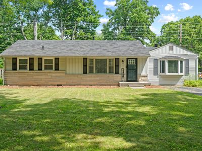 2736 E 67th St, Indianapolis, IN, 46220