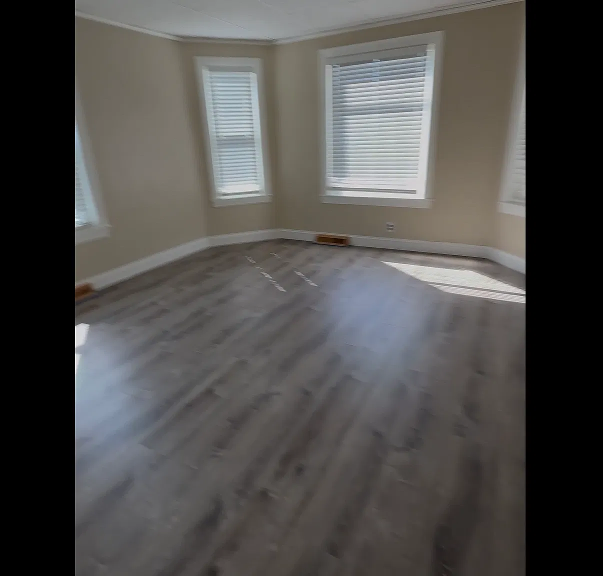 3 bed, $2,700 — Photo 4