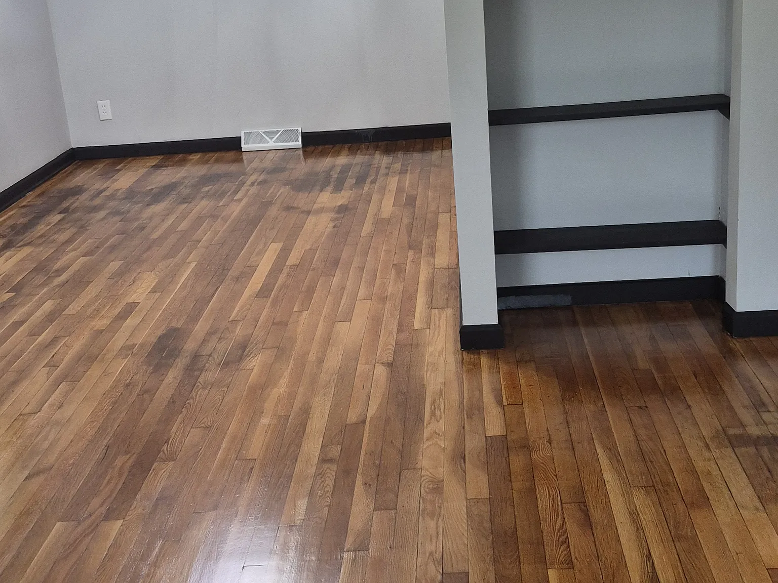 3 bed, 854 sqft, $1,600 — Photo 3