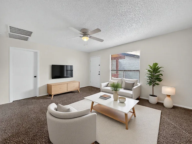 Quail Run Apartments — Photo 34